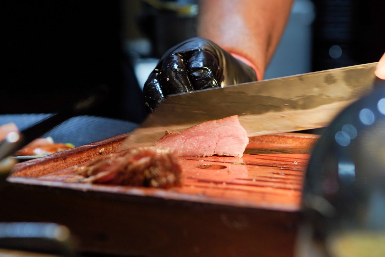 Off Menu Philippines 2022 - Mouthwatering slices of delicious ibérico shoulder loin