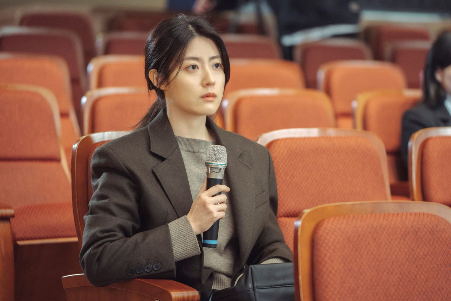 《小女子》Photo via Netflix