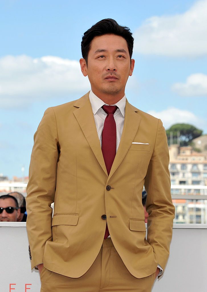 CANNES, FRANCE - MAY 14:  Actor Ha Jung-Woo attends "The Handmaiden (Mademoiselle)" photocall during the 69th annual Cannes Film Festival at the Palais des Festivals on May 14, 2016 in Cannes, France.  (Photo by Stephane Cardinale - Corbis/Corbis via Getty Images)