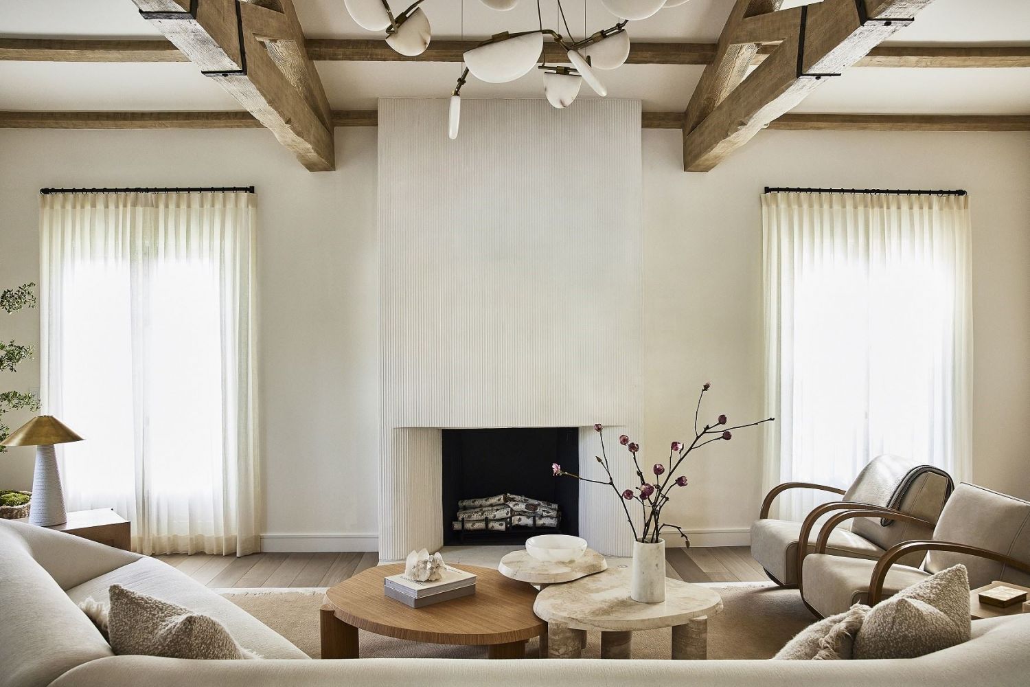 A Reality Tv Star S Super Cosy Minimalist House Designed By Kes Studio A Reality Tv Star S Super Cosy Minimalist House Designed By Kes Studio