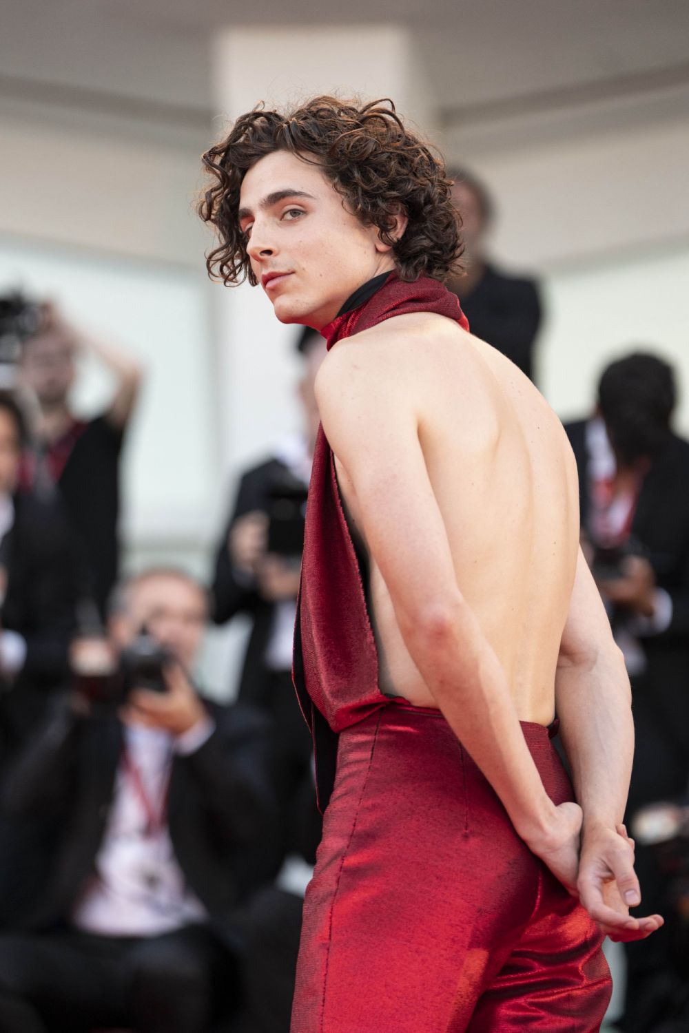VENICE, ITALY - SEPTEMBER 02: Timothee Chalamet attends red carpet of thed movie of "Bones and all" during the 79th Venice International Film Festival at the Palazzo del Casino in Lido of Venice, Italy on September 02, 2022. (Photo by KAREN DI PAOLA/Anadolu Agency via Getty Images)