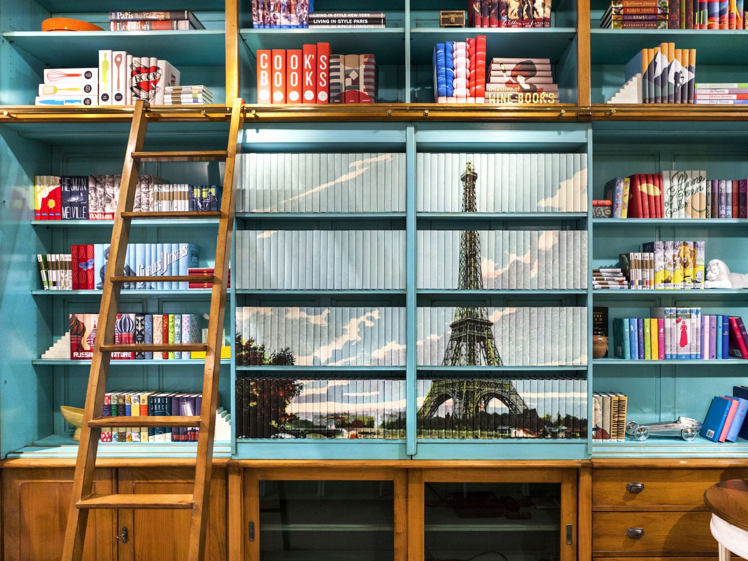 Photo: Juniper Books