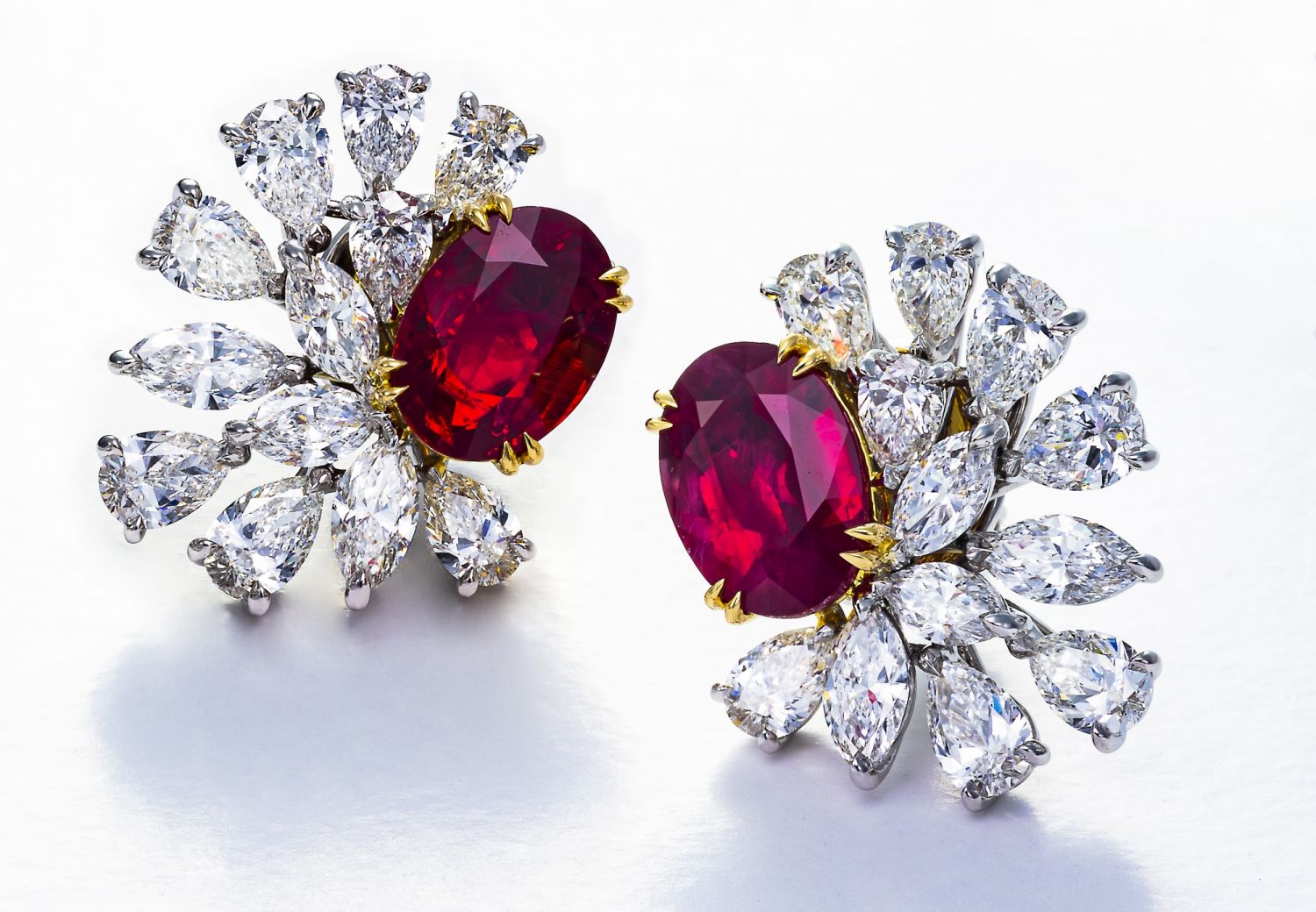 DAMIANI Special Classic鉑金與18K黃金紅寶石耳環