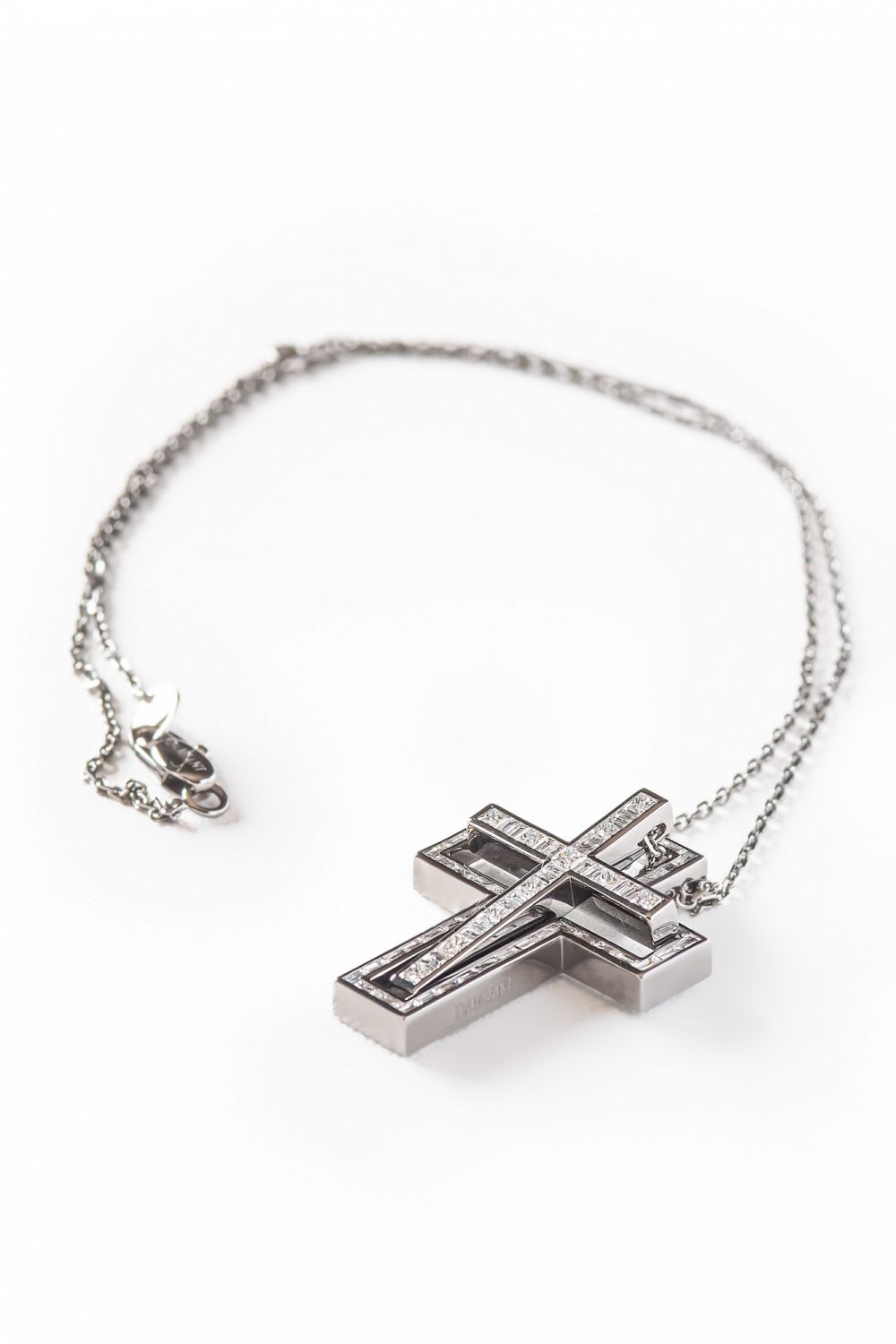 DAMIANI Belle Époque Cross十字架長方形切割鑽石項鍊