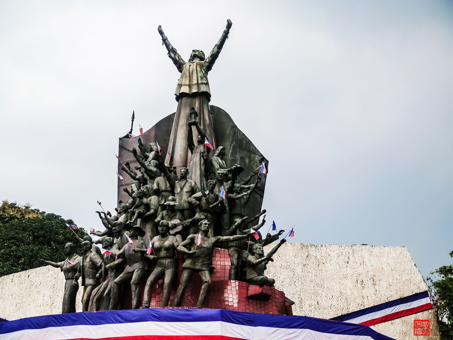 The EDSA People Power Revolution (1986) was hailed as one of the most peaceful revolution in histroy. It, supposedly, paved the way for true democracy from dictatorship in the Philippines. Now 28 years later, are our lives and living conditions really better? Has any of the succeeding administrations really uplifted our situation and living standard?