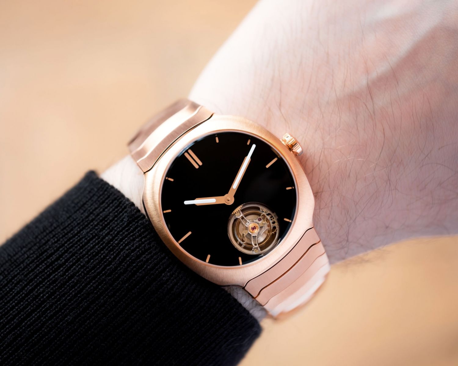 H Moser & Cie Streamliner Tourbillon Vantablack