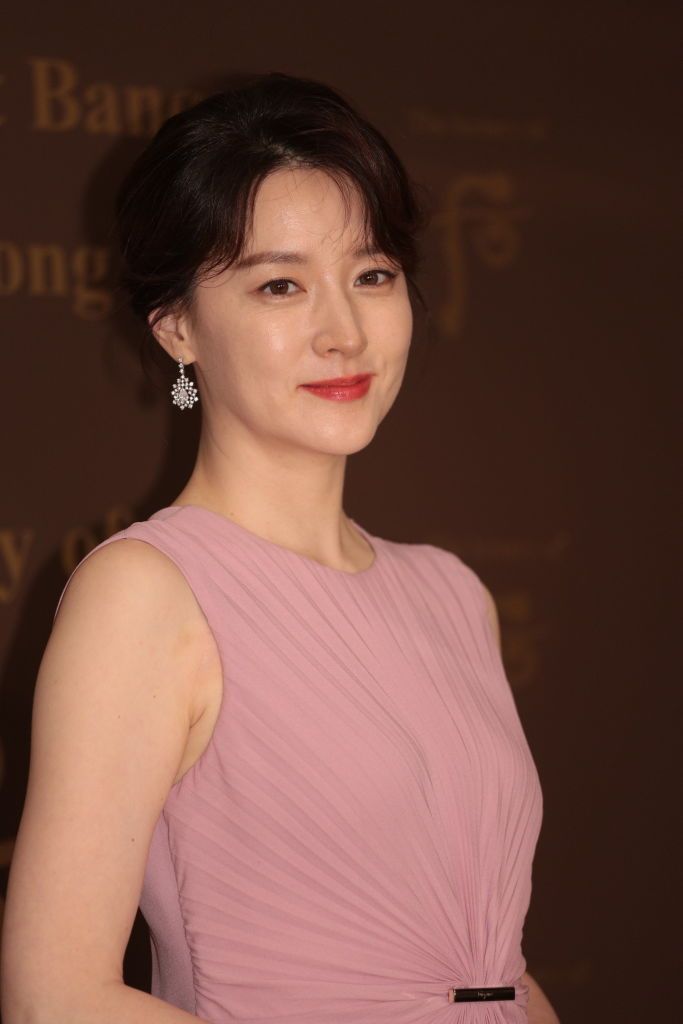 HONG KONG, CHINA - JUNE 21: South Korean actress Lee Young-ae attends the promotional event of skincare brand Whoo on June 21, 2018 in Hong Kong, China. (Photo by Visual China Group via Getty Images/Visual China Group via Getty Images)