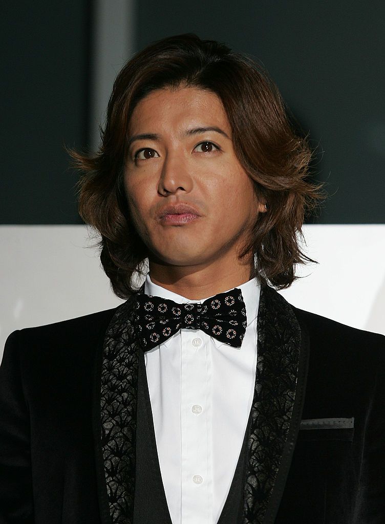 BUSAN, SOUTH KOREA - OCTOBER 09: Actor Takuya Kimura attends at the photocall for the Gala Presentation 'I Come with the Rain' during the 14th Pusan International Film Festival at the Shinsegae Centumcity on October 9, 2009 in Busan, South Korea. The biggest film festival in Asia showcases 355 films from 70 countries and runs from October 8-16. (Photo by Chung Sung-Jun/Getty Images)