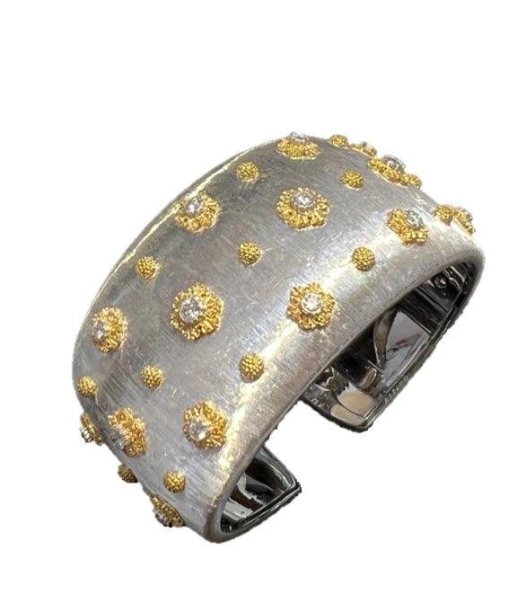 Dream Bracelet系列黃金白金鑽石手鐲