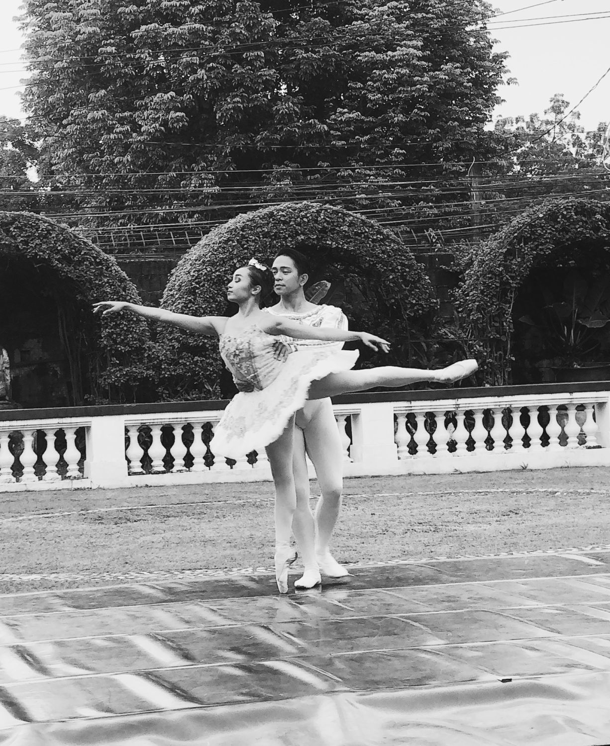 The Sugar Plum Pas de Deux performed by members of Ballet Philippines