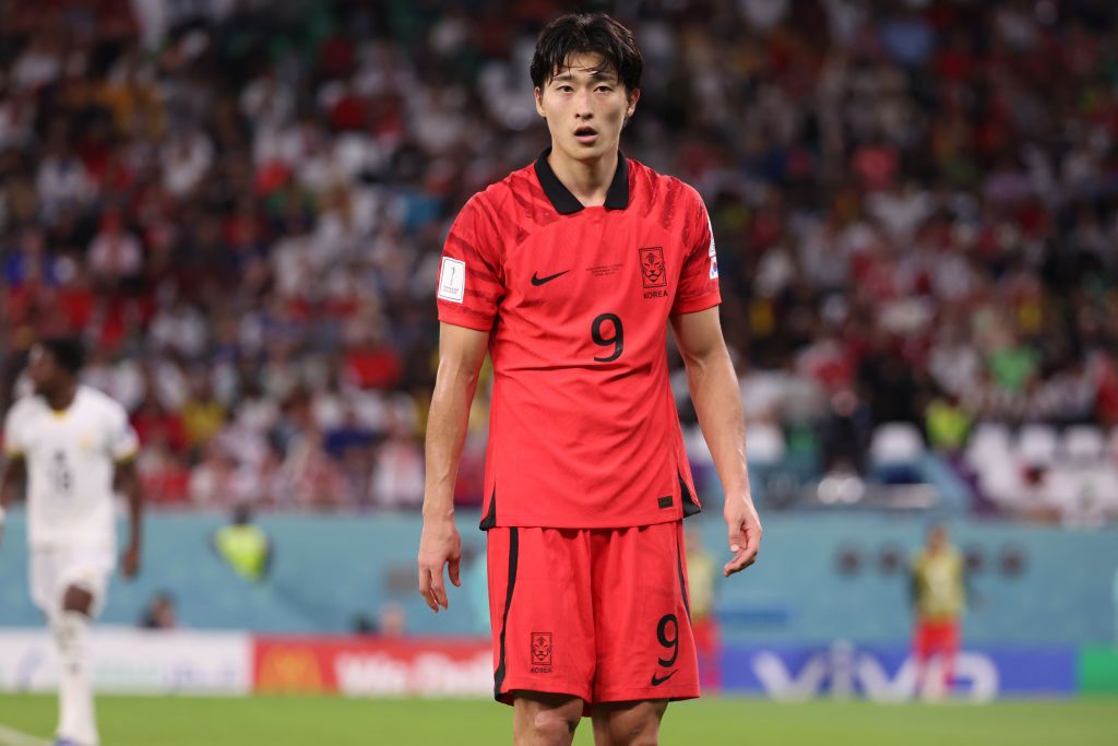 AL RAYYAN, QATAR - NOVEMBER 28: Cho Gue-Sung of South Korea during the FIFA World Cup Qatar 2022 Group H match between Korea Republic and Ghana at Education City Stadium on November 28, 2022 in Al Rayyan, Qatar. (Photo by Jean Catuffe/Getty Images)