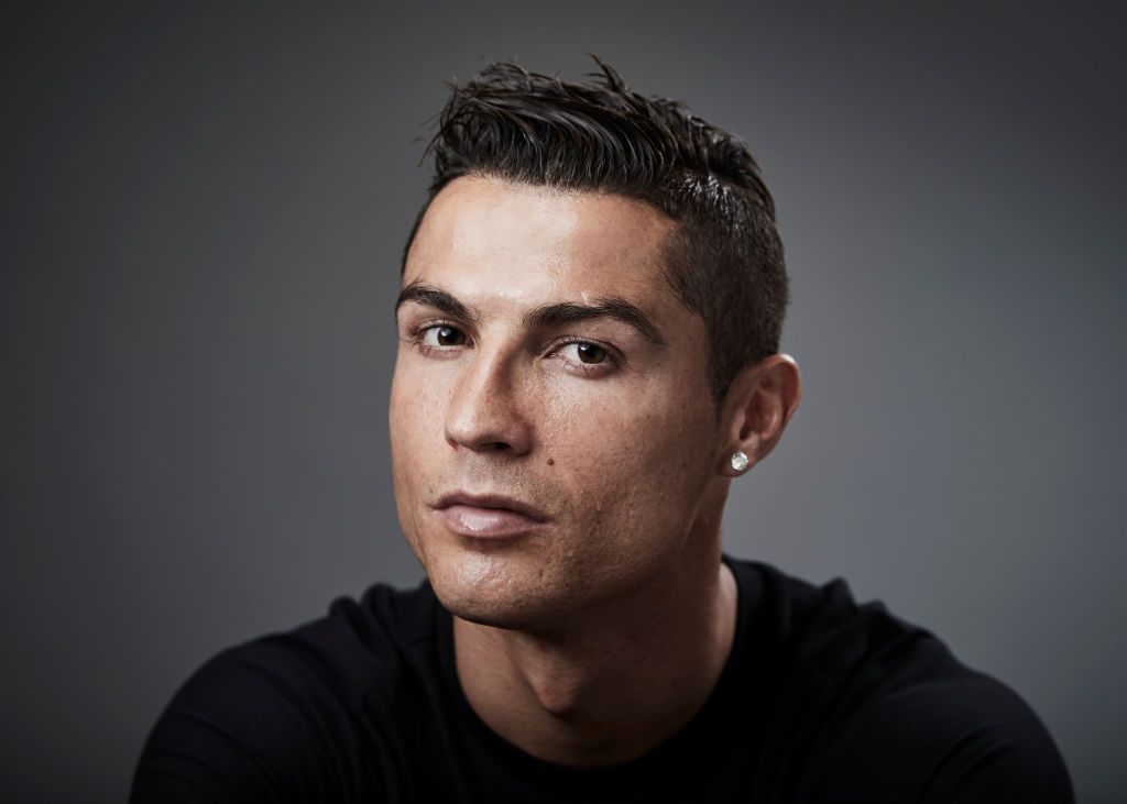 LONDON, ENGLAND - OCTOBER 23: Cristiano Ronaldo of Portugal poses during The Best FIFA Football Awards at The May Fair Hotel on October 23, 2017 in London, England. (Photo by Michael Regan - FIFA/FIFA via Getty Images)