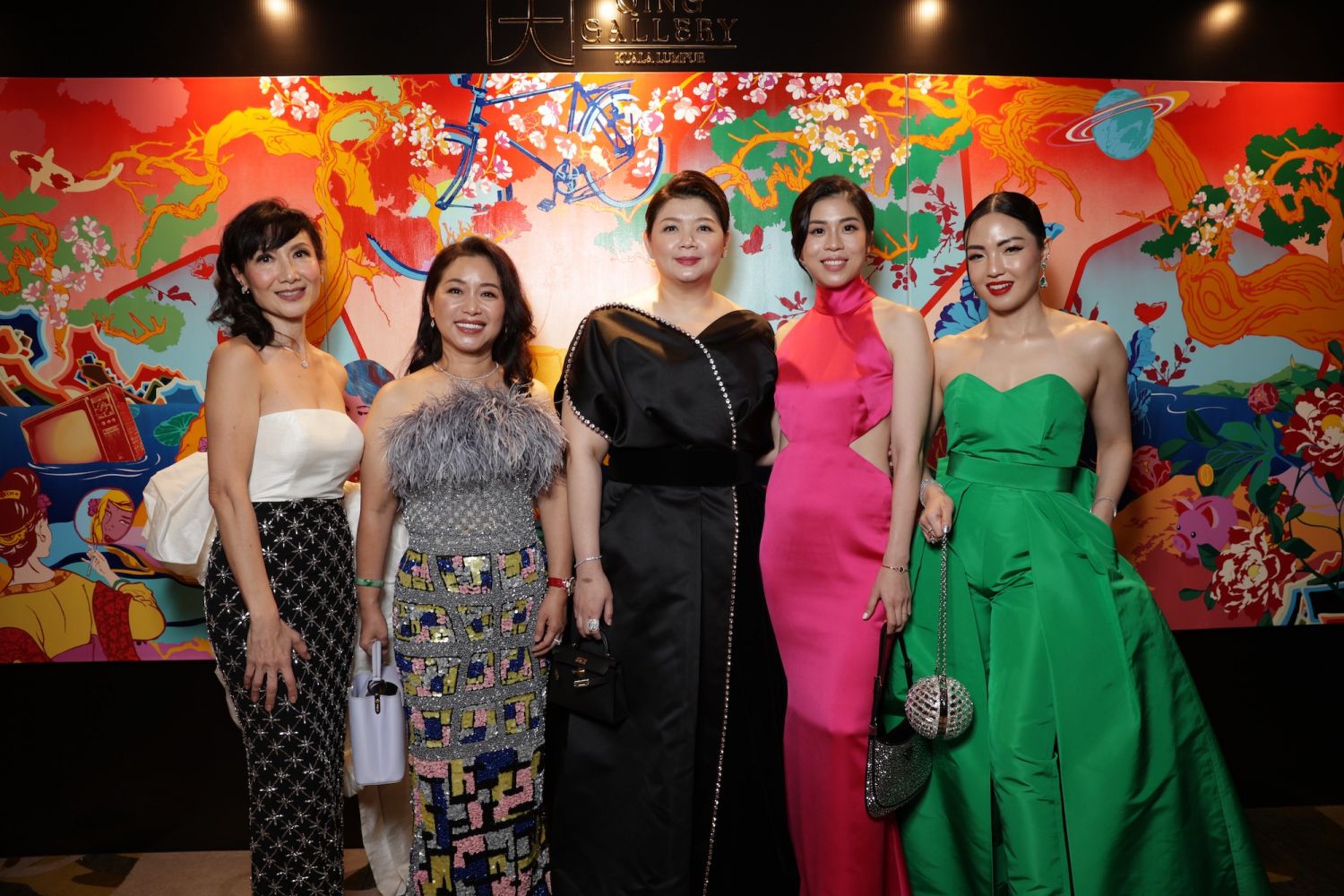 Karen Teh, Joanna Tan, Charmain Liew, Dr Loo Say Yee and Jas Chin