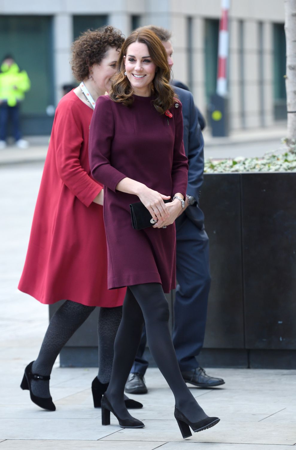 LONDON, ENGLAND - NOVEMBER 08: Catherine, Duchess of Cambridge arrives for the Place2Be School Leaders Forum at UBS London on November 8, 2017 in London, England. The Duchess of Cambridge is Patron of Place2Be, a National Children's mental health charity. (Photo by Karwai Tang/WireImage)