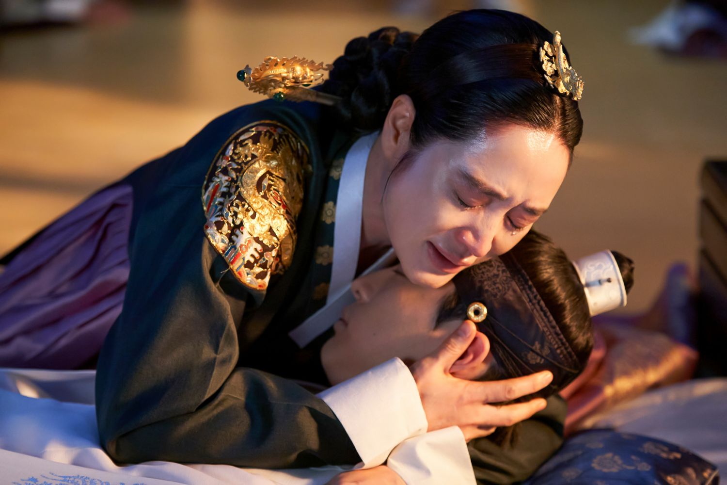 Netflix《王后傘下》
