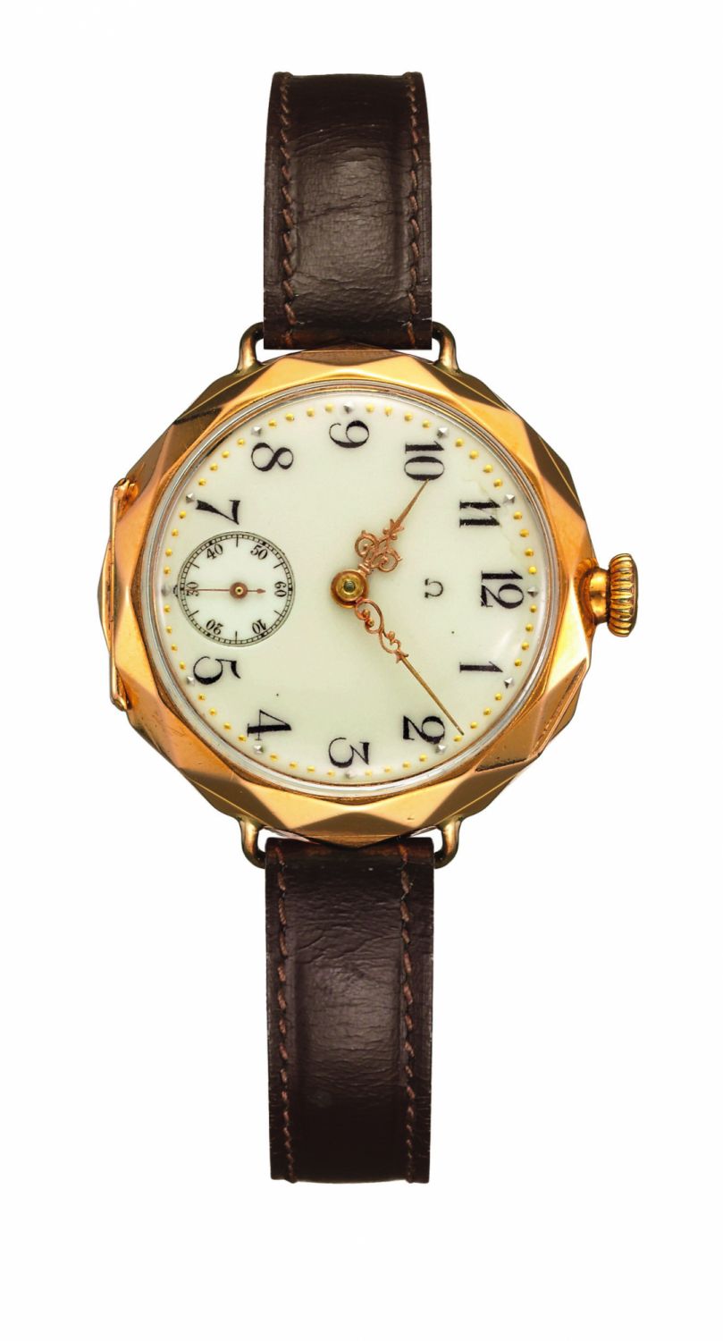 A ladies wristwatch by Omega in 1906