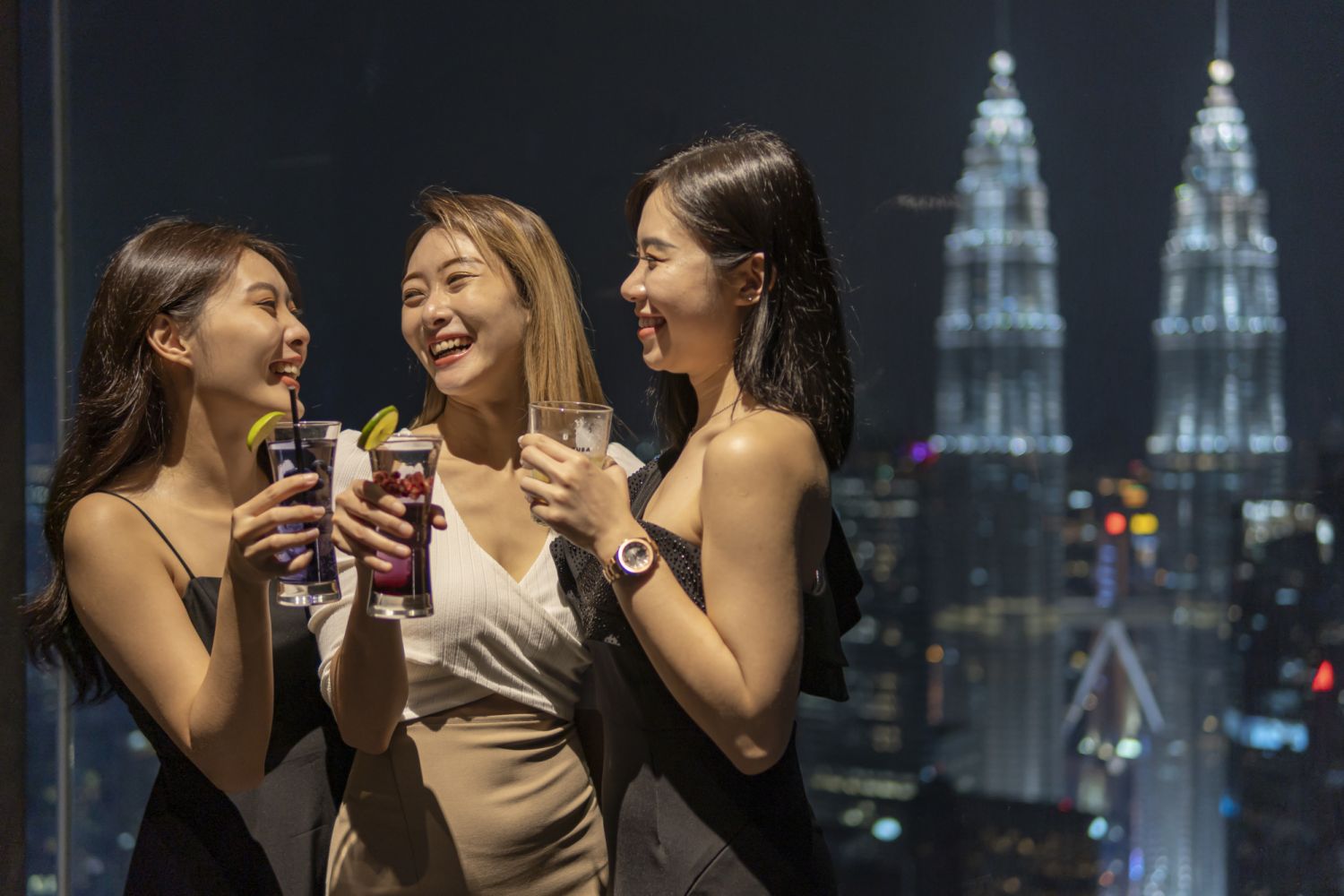 Welcome the new year among the lights at Vertigo and Vertigo TOO