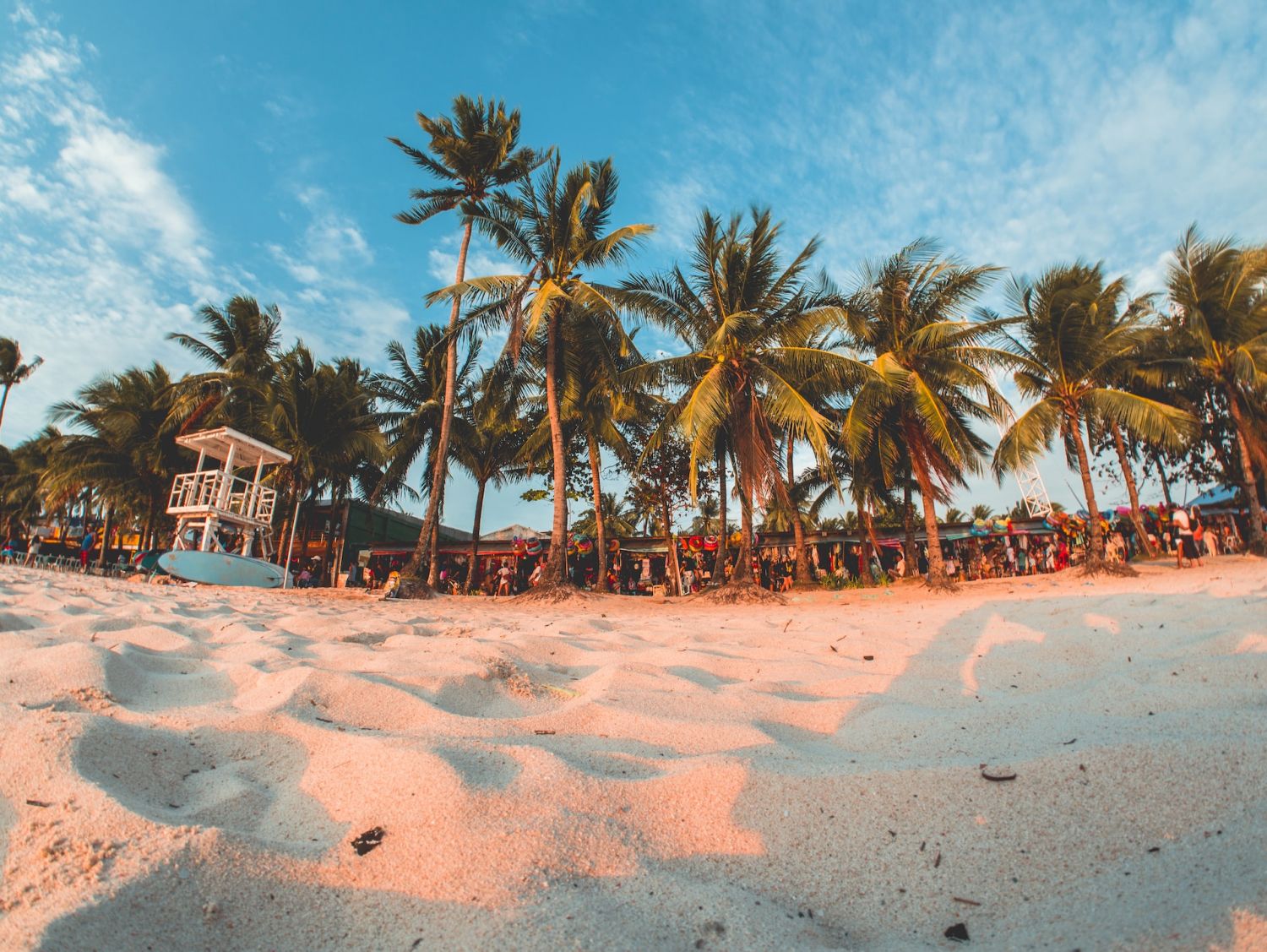 Photo by Ramon Kagie (Unsplash)