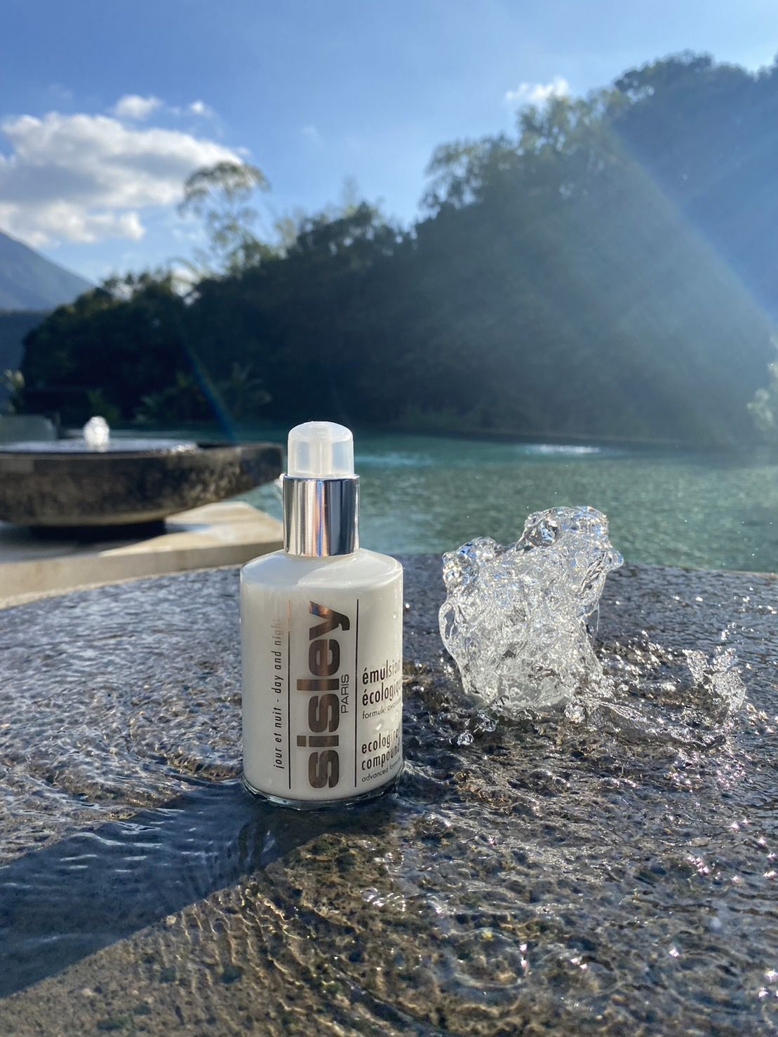 Sisley 全能乳液2023成分大更新！熱賣40多年不墜原因揭密，新成分厲害