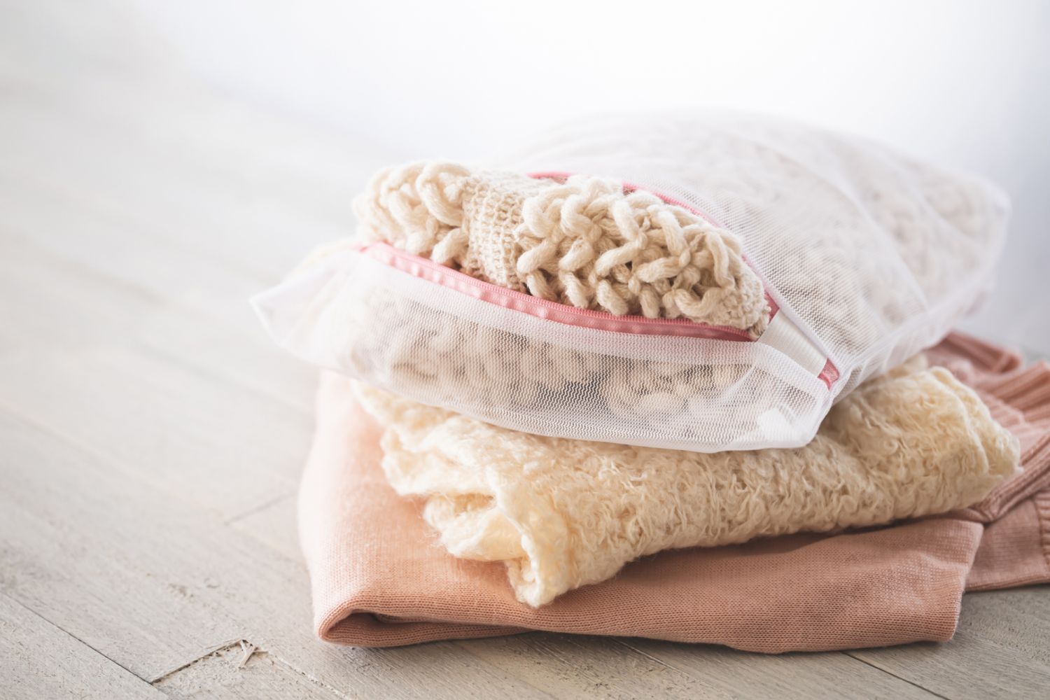 Laundry net, winter clothing, sweater, knit