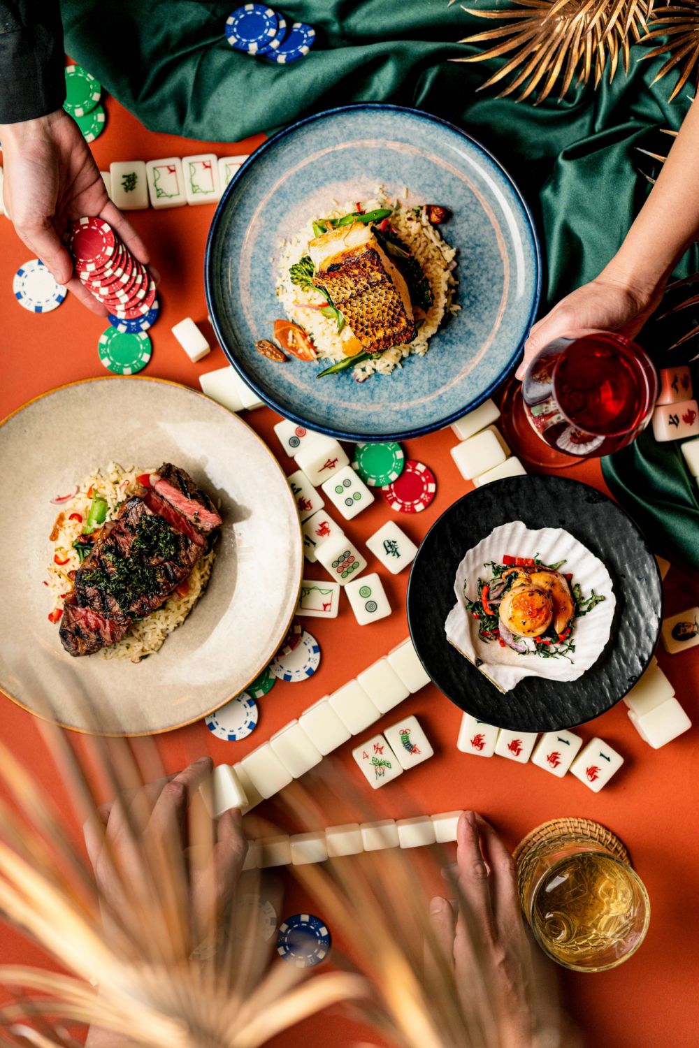 Fine Fortune scallop & mains (Photo: The Chow Kit – An Ormond Hotel)