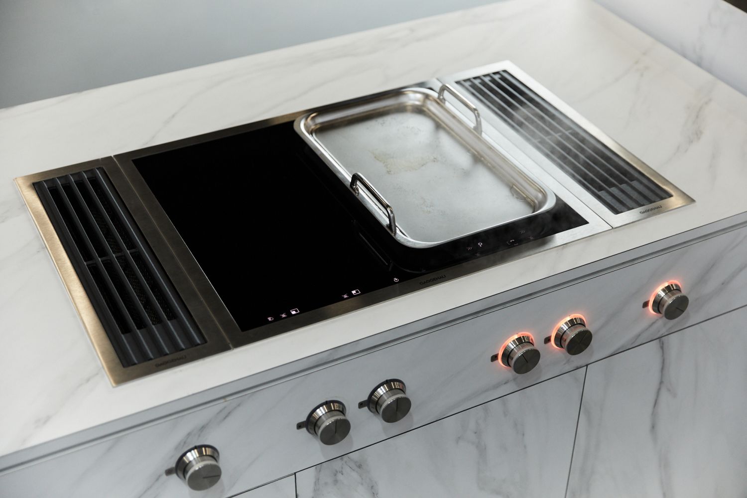 Gaggenau Vario 400 系列模組化爐具可自由選擇組合方式。
