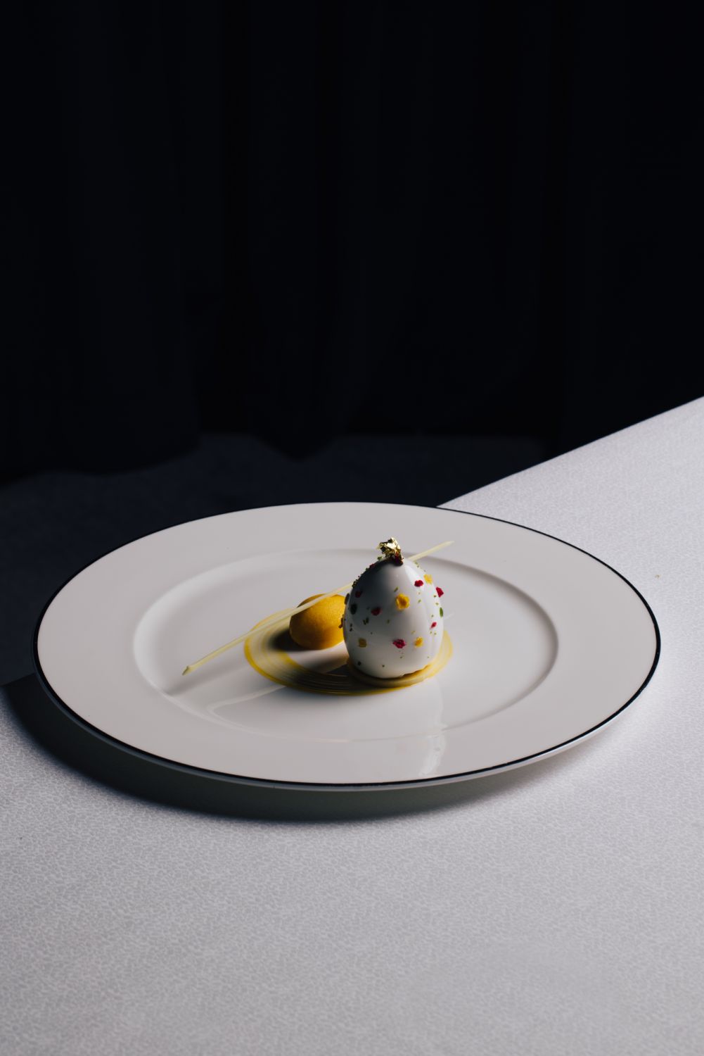 Fabergé Egg dessert (Photo: Stephanie Teng/Tatler Hong Kong)