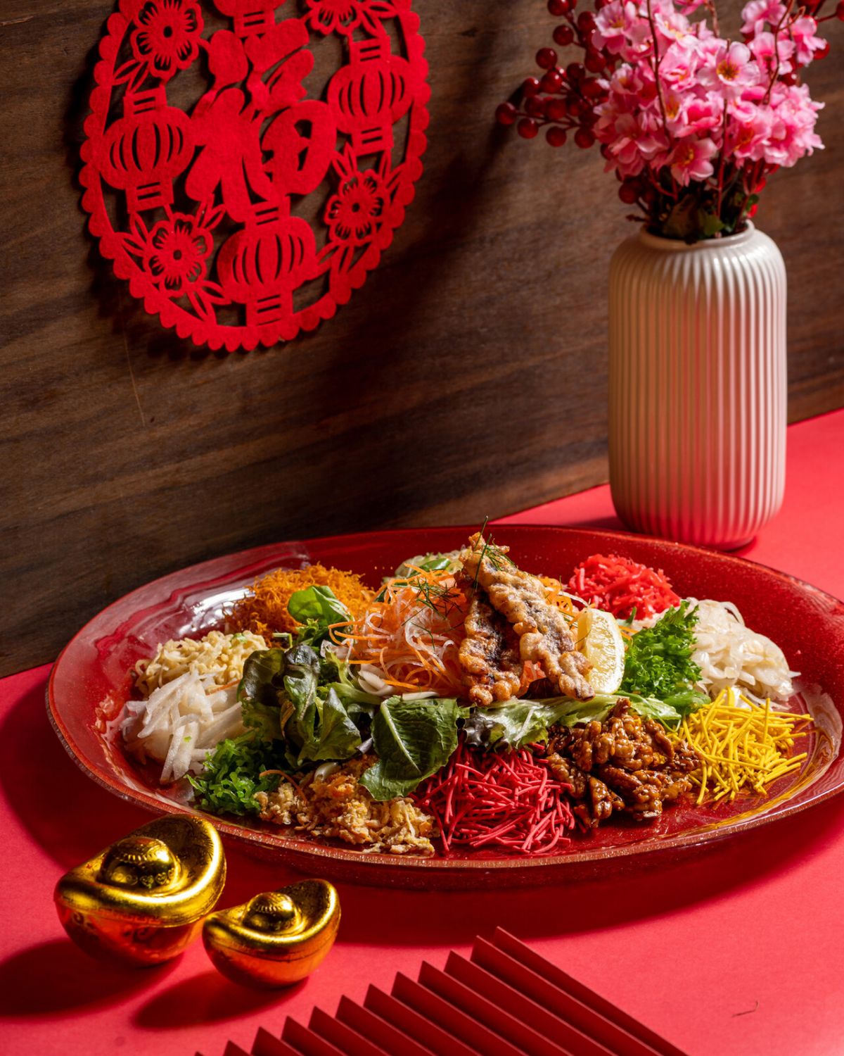 Yun House yee sang (Photo: Four Seasons Kuala Lumpur)