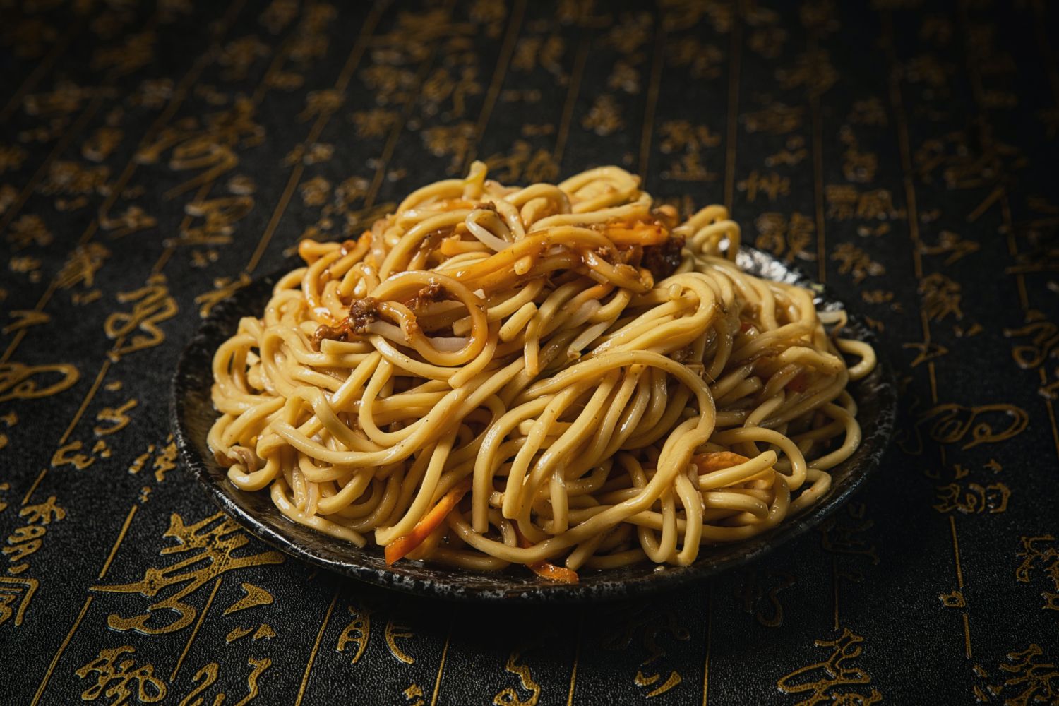 Longevity noodles (Photo: Charles Chen/Pexels)