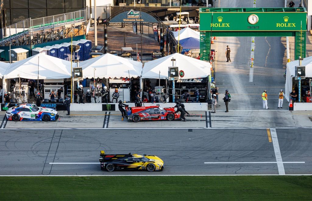 THE ROLEX COUNTDOWN CLOCK DURING THE 2023 ROAR BEFORE THE ROLEX 24