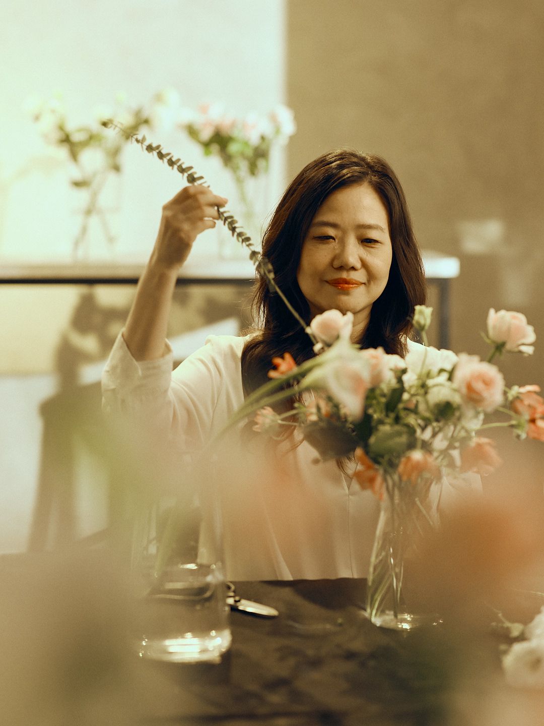 蒔光盒子共同創辦人Rita以鮮花訂閱療癒女性照顧者。Photo:Kuo Fang Wei