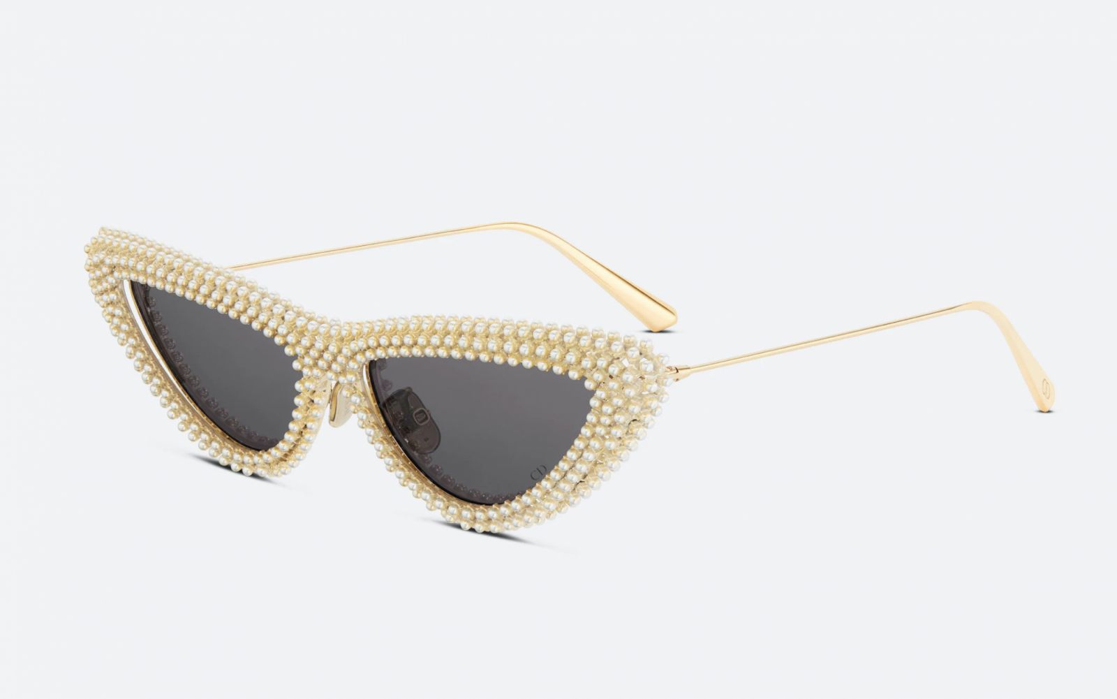 Valentine's Day gifts: Dior MissDior B1U sunglasses with pearls