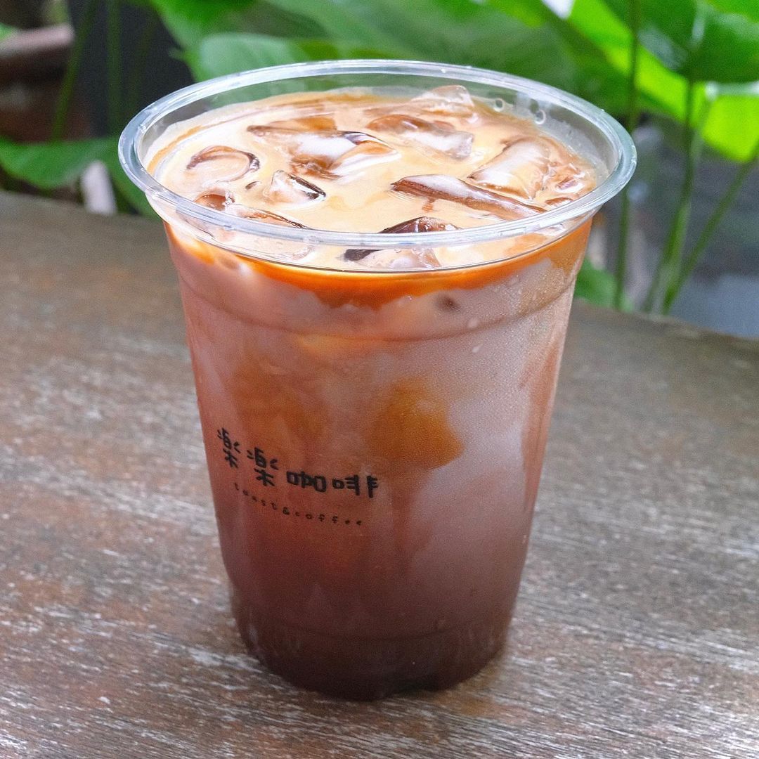An iced latté is always a good order (Photo: @lelelelelelelelee_/Instagram)