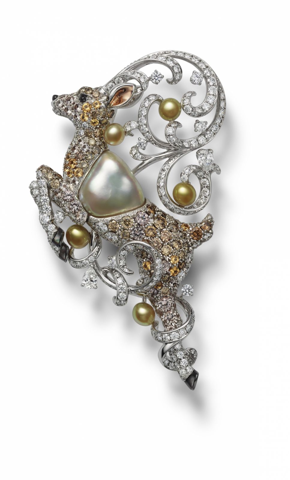 Mikimoto Wild And Wonderful頂級珠寶系列花鹿造型胸針