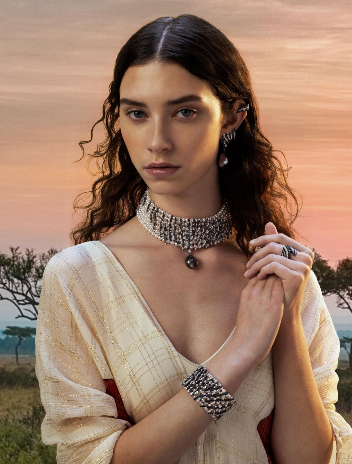 Mikimoto Wild And Wonderful頂級珠寶系列,以非洲為靈感來源的斑馬紋造型作品