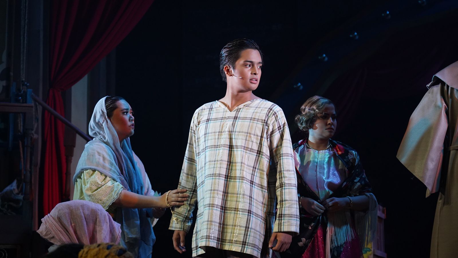 PETA's 'Walang Sugat' (Photo: Adi Bontuyan)