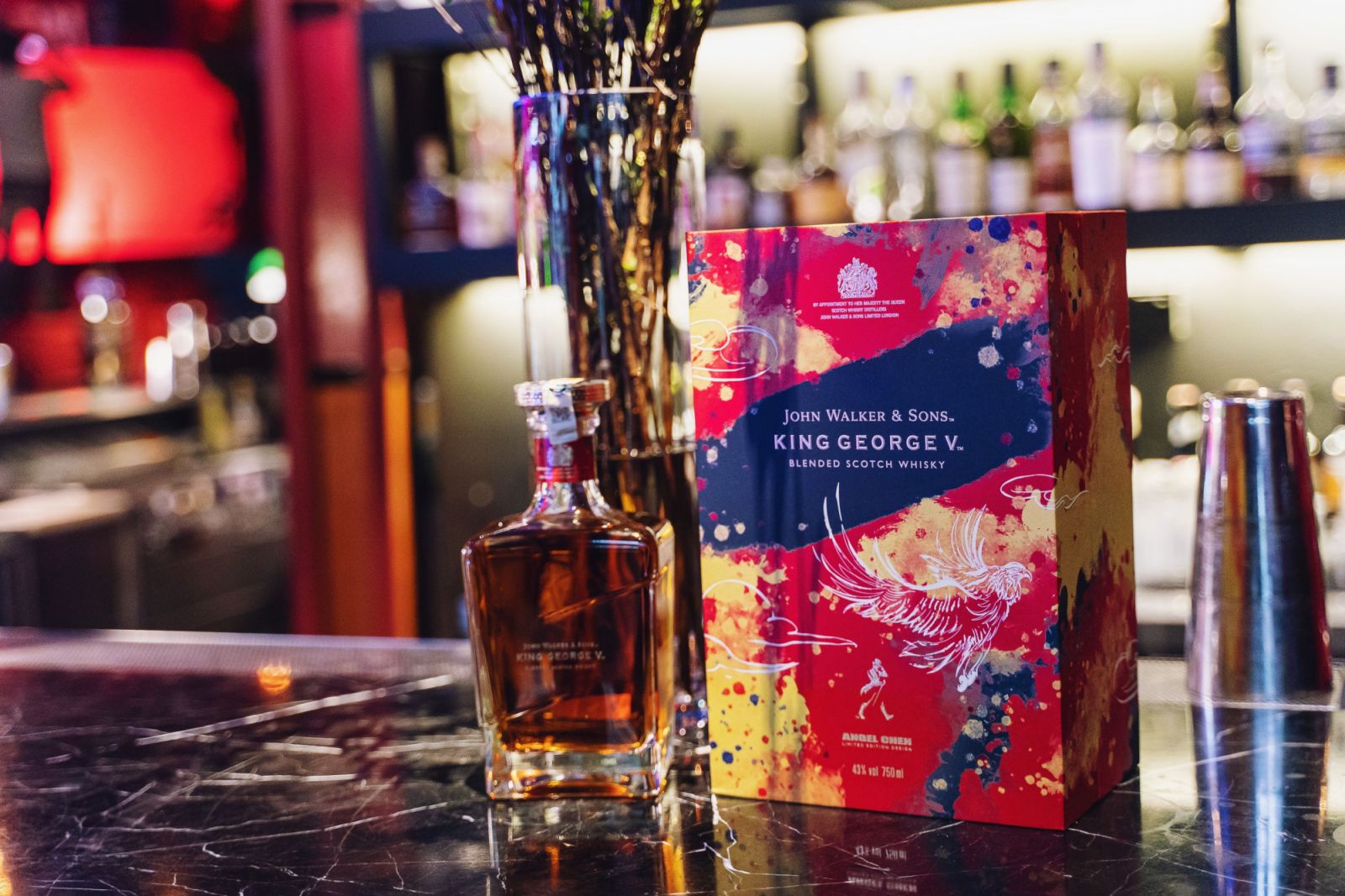 Angel Chen also worked on designing a Johnnie Walker King George V bottle