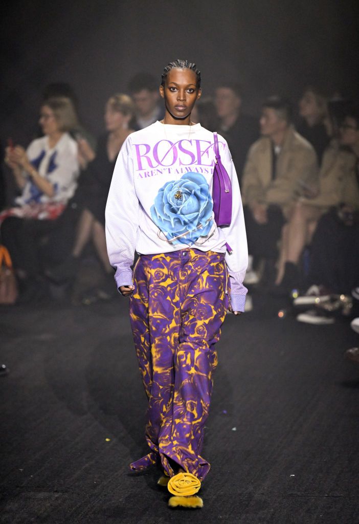 LONDON, ENGLAND - FEBRUARY 20: A model walks the runway at the Burberry show during London Fashion Week February 2023 in Kennington Park on February 20, 2023 in London, England. (Photo by Karwai Tang/WireImage)