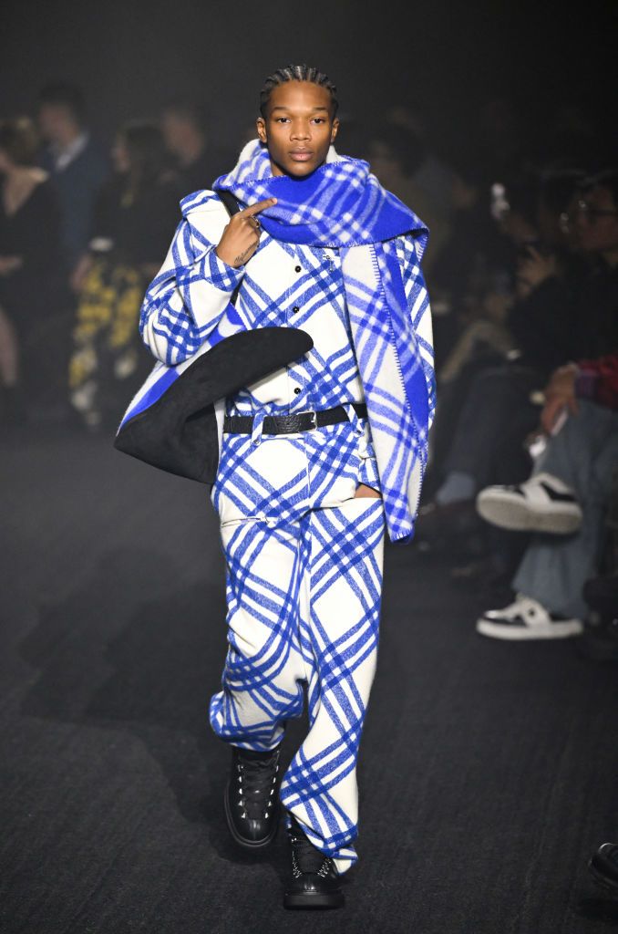 LONDON, ENGLAND - FEBRUARY 20: A model walks the runway at the Burberry show during London Fashion Week February 2023 in Kennington Park on February 20, 2023 in London, England. (Photo by Karwai Tang/WireImage)