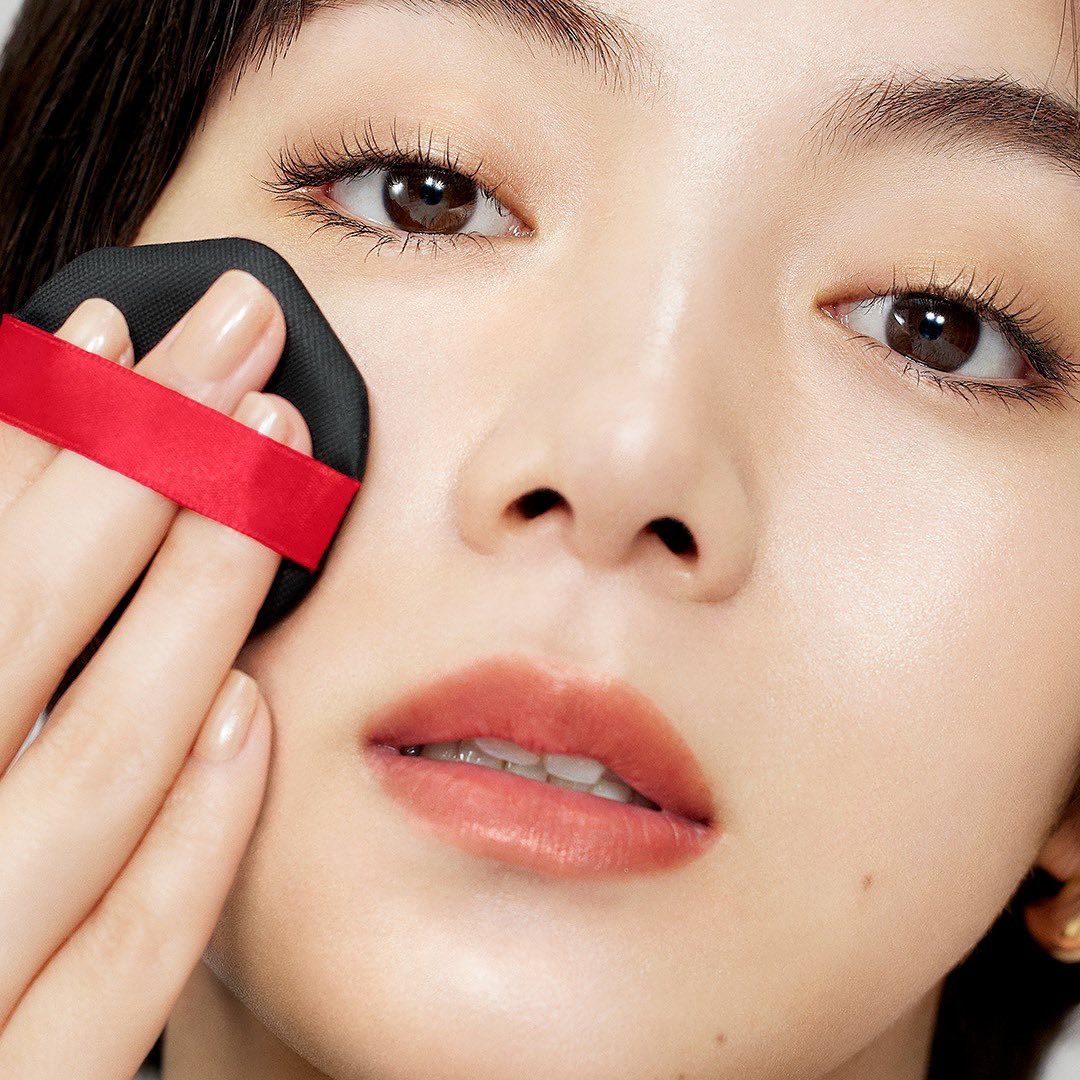 MAQuillAGE心機彩粧水蜜光奶霜氣墊