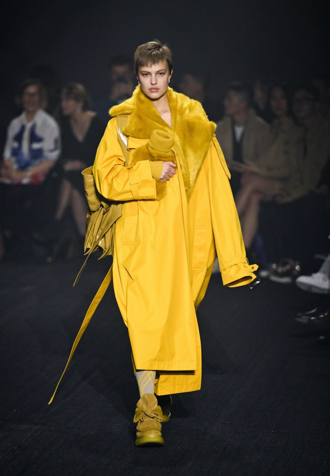 LONDON, ENGLAND - FEBRUARY 20: A model walks the runway at the Burberry show during London Fashion Week February 2023 in Kennington Park on February 20, 2023 in London, England. (Photo by Karwai Tang/WireImage)