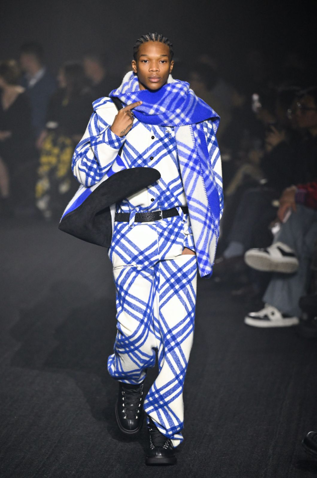 LONDON, ENGLAND - FEBRUARY 20: A model walks the runway at the Burberry show during London Fashion Week February 2023 in Kennington Park on February 20, 2023 in London, England. (Photo by Karwai Tang/WireImage)