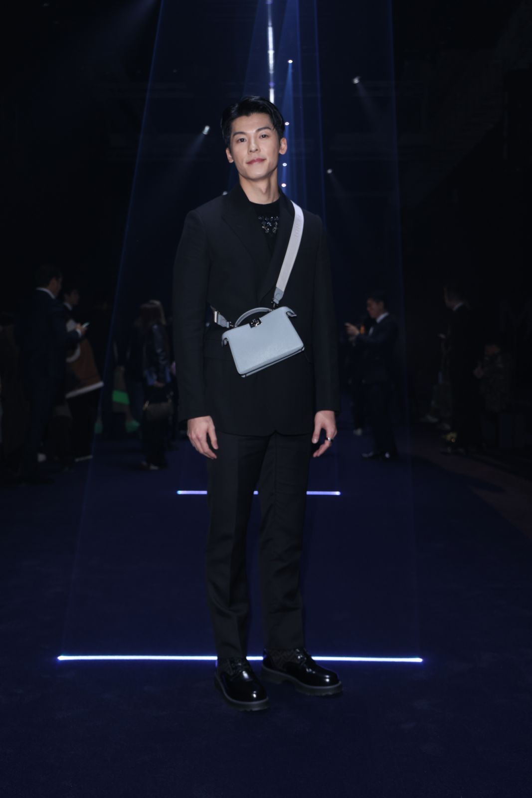 Fendi 品牌大使許光漢出席 Fendi 2023 秋冬大秀。
