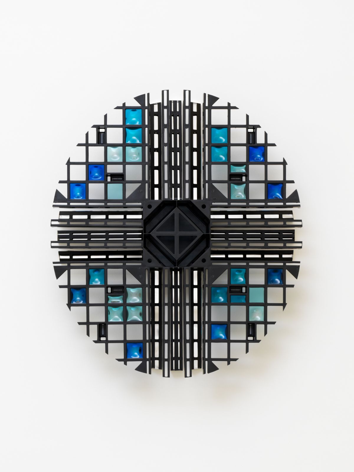 Leelee Chan's Lucid Formations (Azure) (2022) on view at Galerie Klemms (Photo: courtesy of the artist and Galerie Klemms)