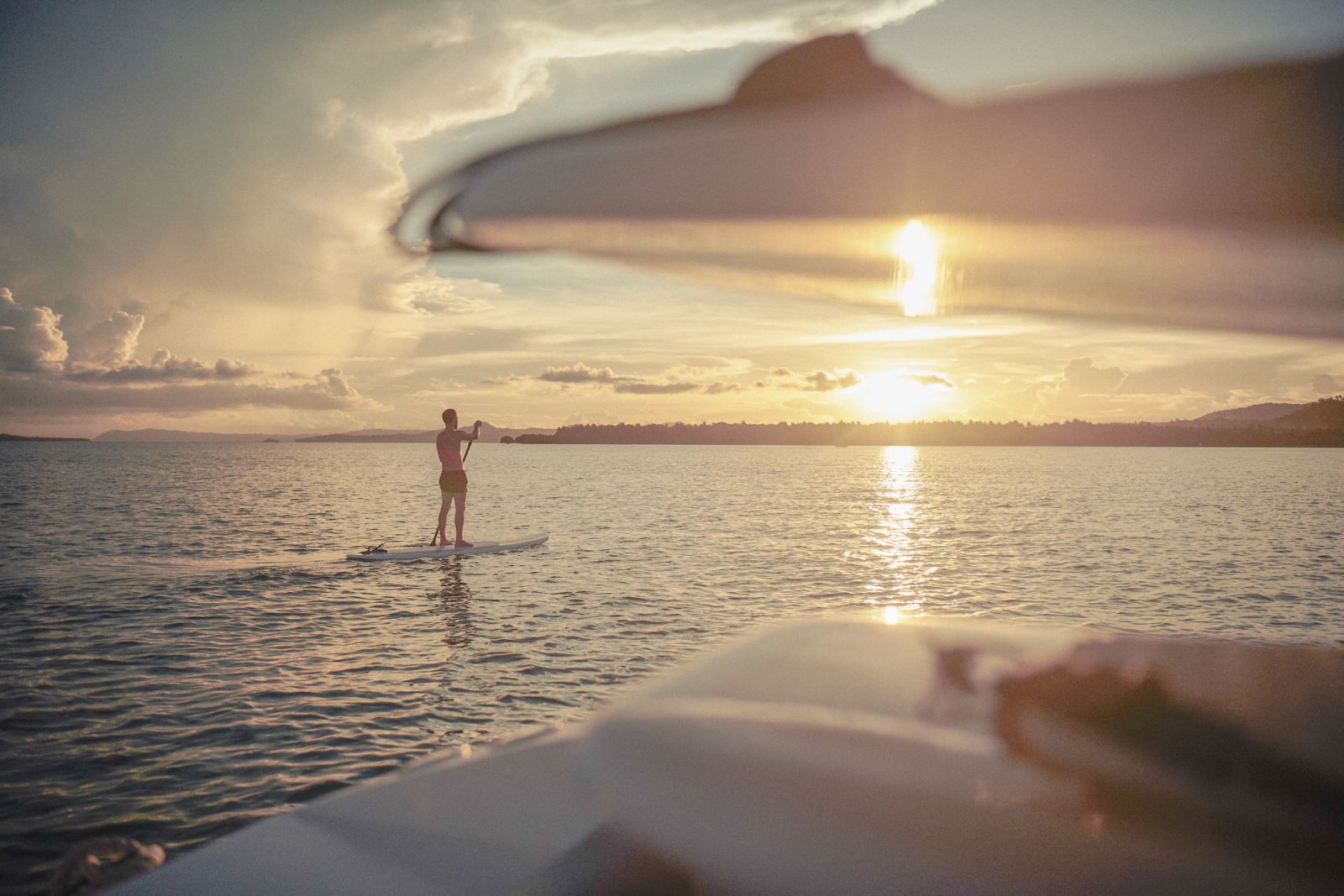 SUP in the sea
