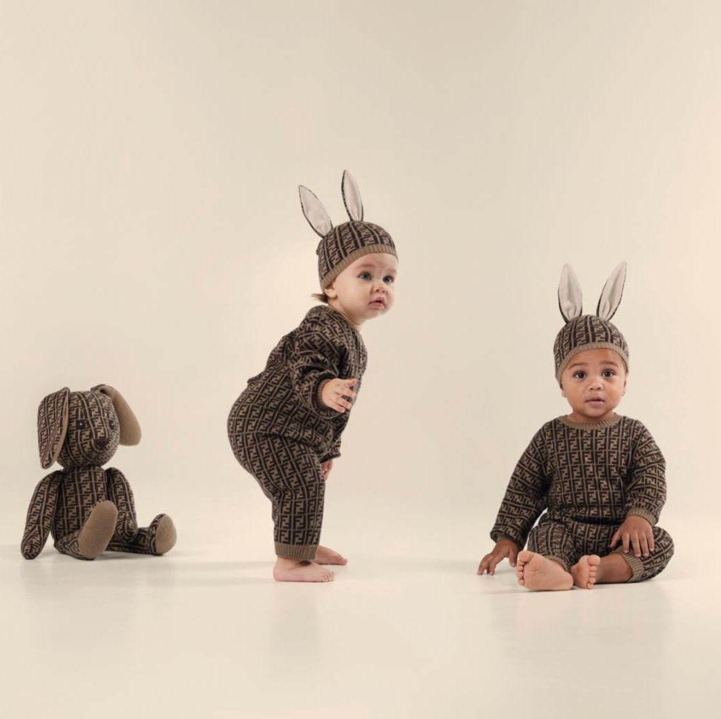 FENDI Kids 童裝像是大人服飾的縮小版。(Photo via FENDI)