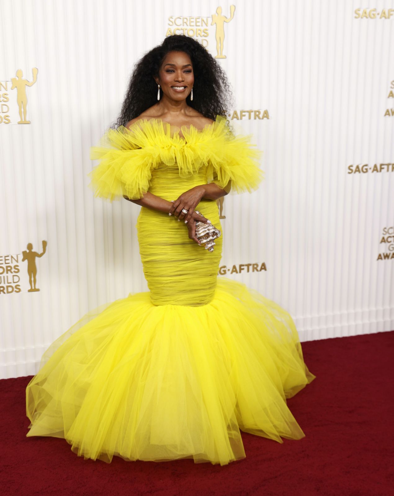LOS ANGELES, CALIFORNIA - FEBRUARY 26th, 29th ANNUAL SCREEN ACTORS GUILD AWARDS - Angela Bassett arrives at the 29th Annual Screen Actors Guild Award, held at the Fairmont Century Plaza in Los Angeles on February 26th, 2023. (Photo by Myung J. Chun / Los Angeles Times via Getty Images)