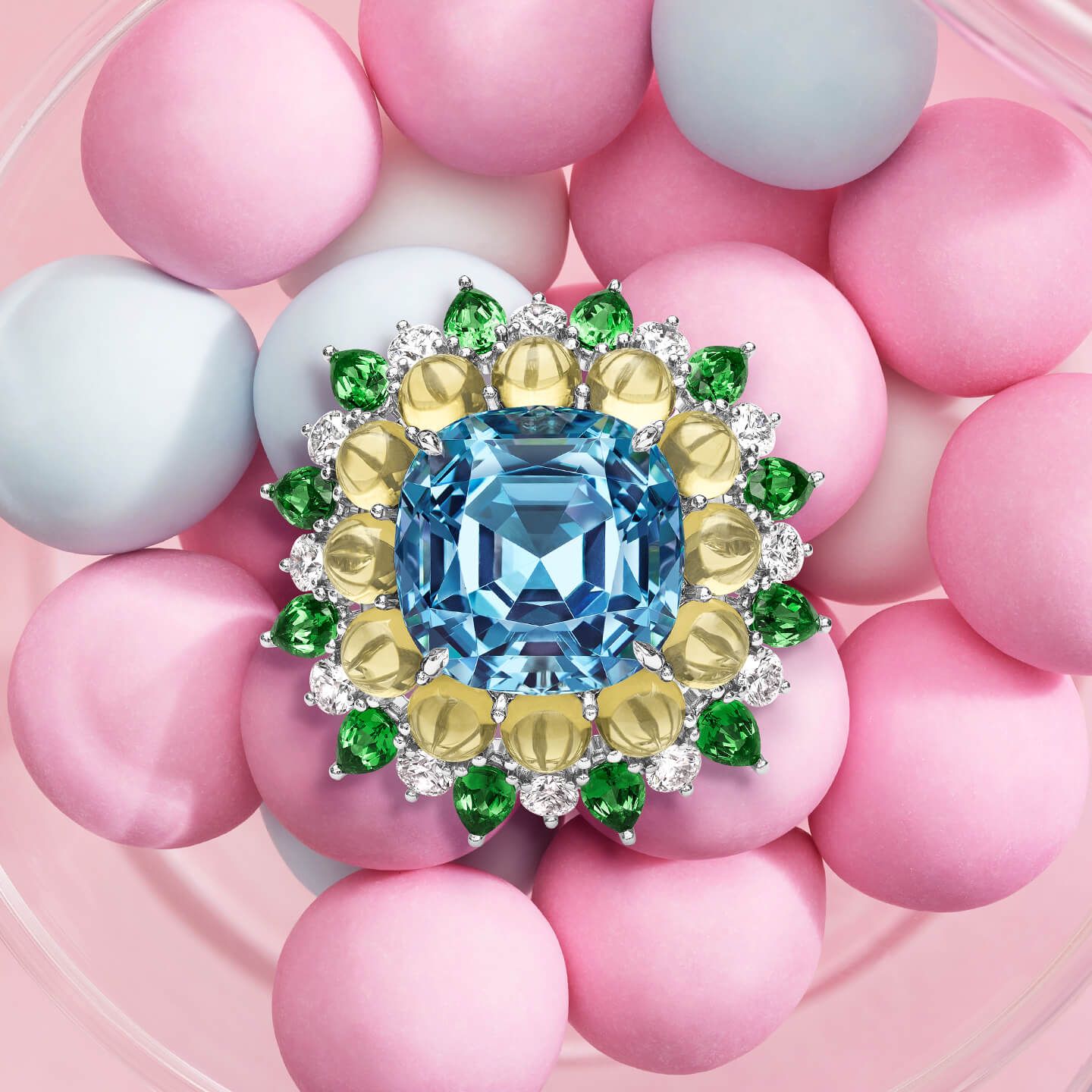 三月誕生石 Harry Winston Winston-Candy系列海水藍寶、彩色寶石與鑽石戒指