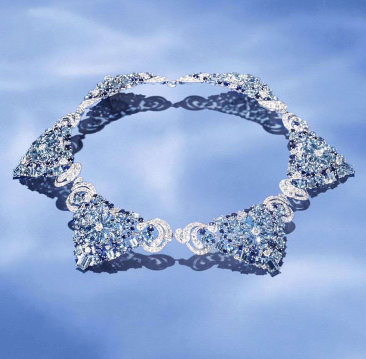 三月誕生石 Van Cleef & Arpels 海水藍寶與藍寶石項鍊