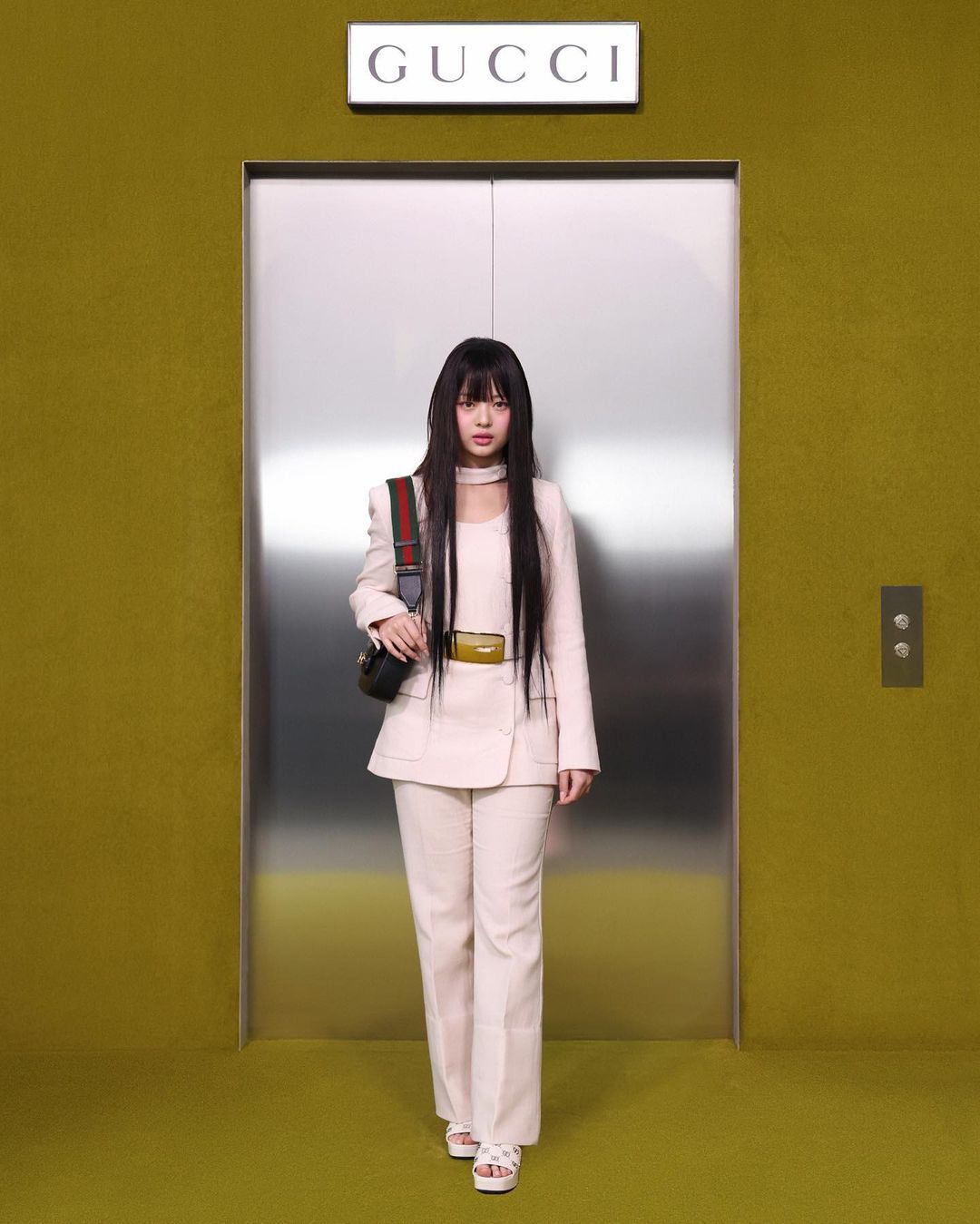 Hanni 成為 Gucci 的品牌大使。Photo via IG@newjeans_official)